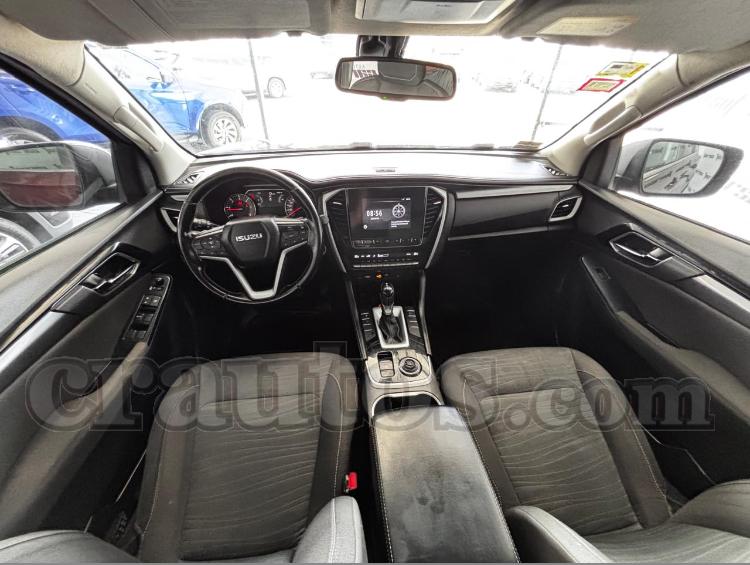 Isuzu Mux 2022 4