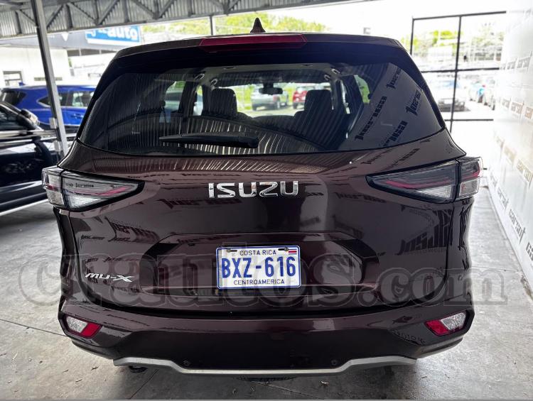 Isuzu Mux 2022 5