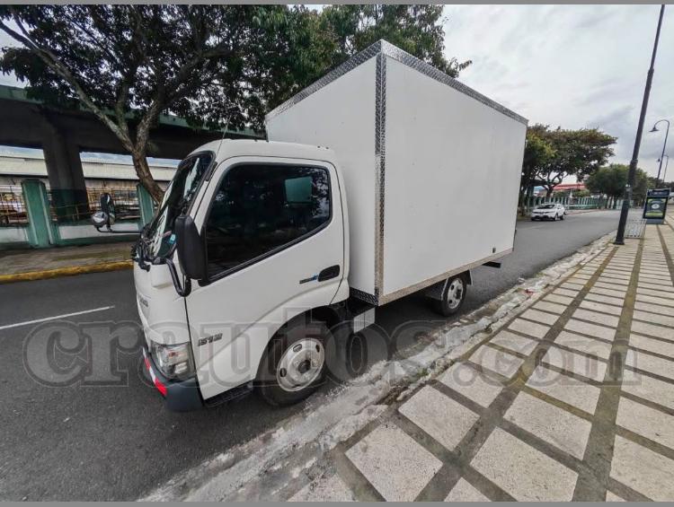 Hino Dutro 300 Serie 512 2020